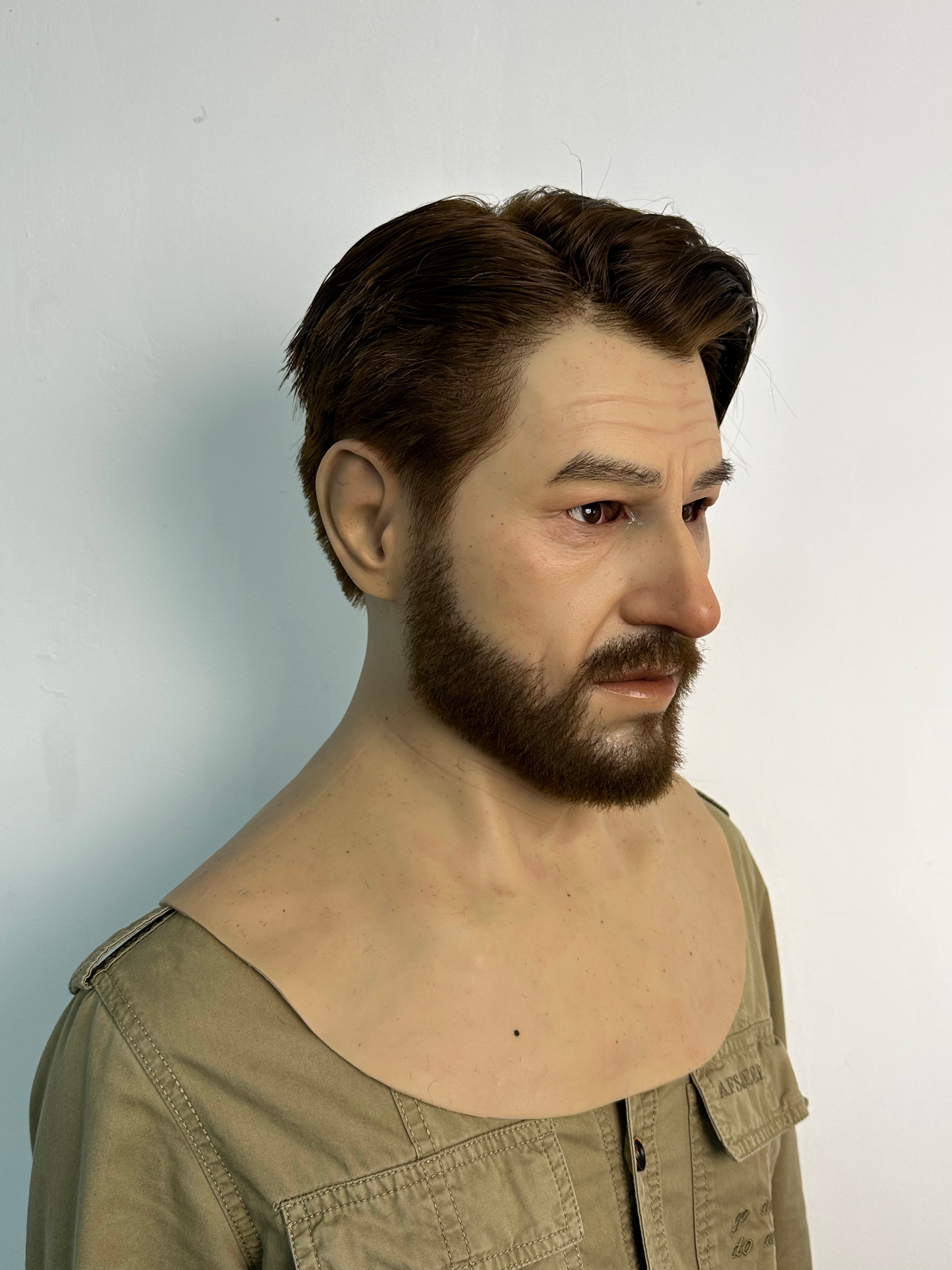 Ultra Realistic Silicone Mask Western Male – Movie-Level Human Disguise for Film, Social Experiments & Content Creation