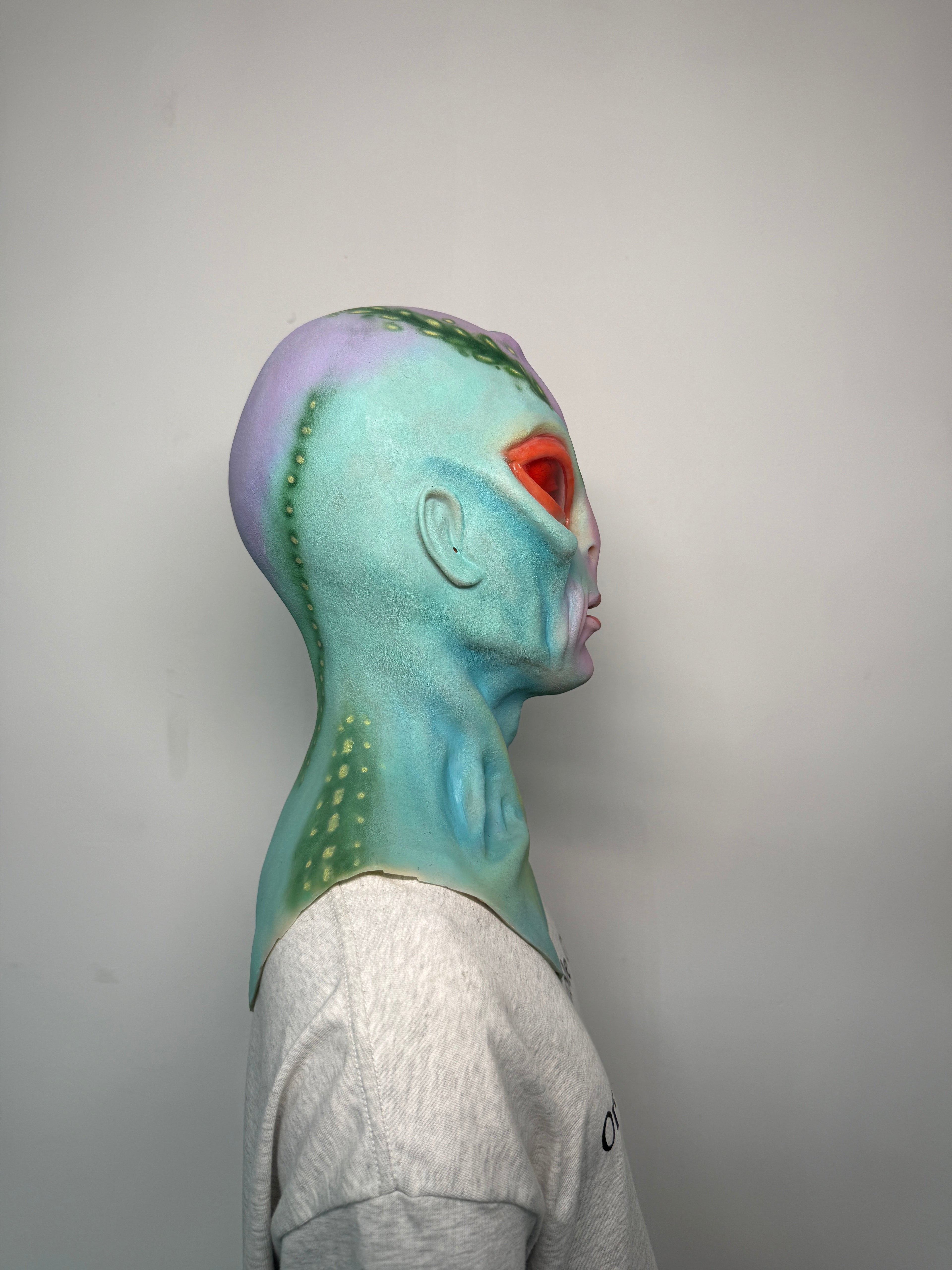 Ultra Realistic Alien Silicone Mask – Full Head Extraterrestrial Mask for Cosplay, Halloween & Viral Content