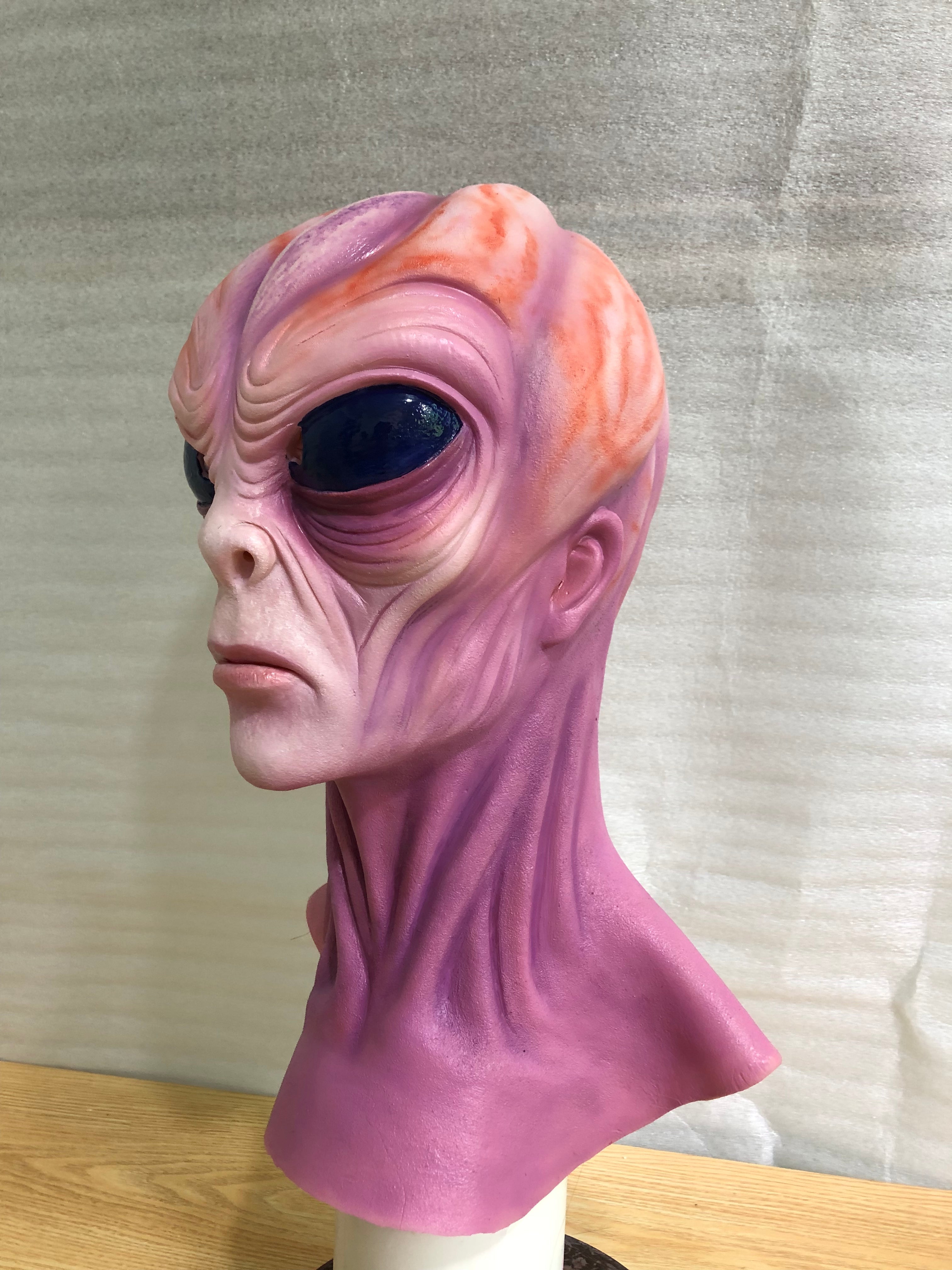 Realistic Alien Silicone Mask Full Head – Sci-Fi Extraterrestrial Mask for Cosplay, Film & Prank
