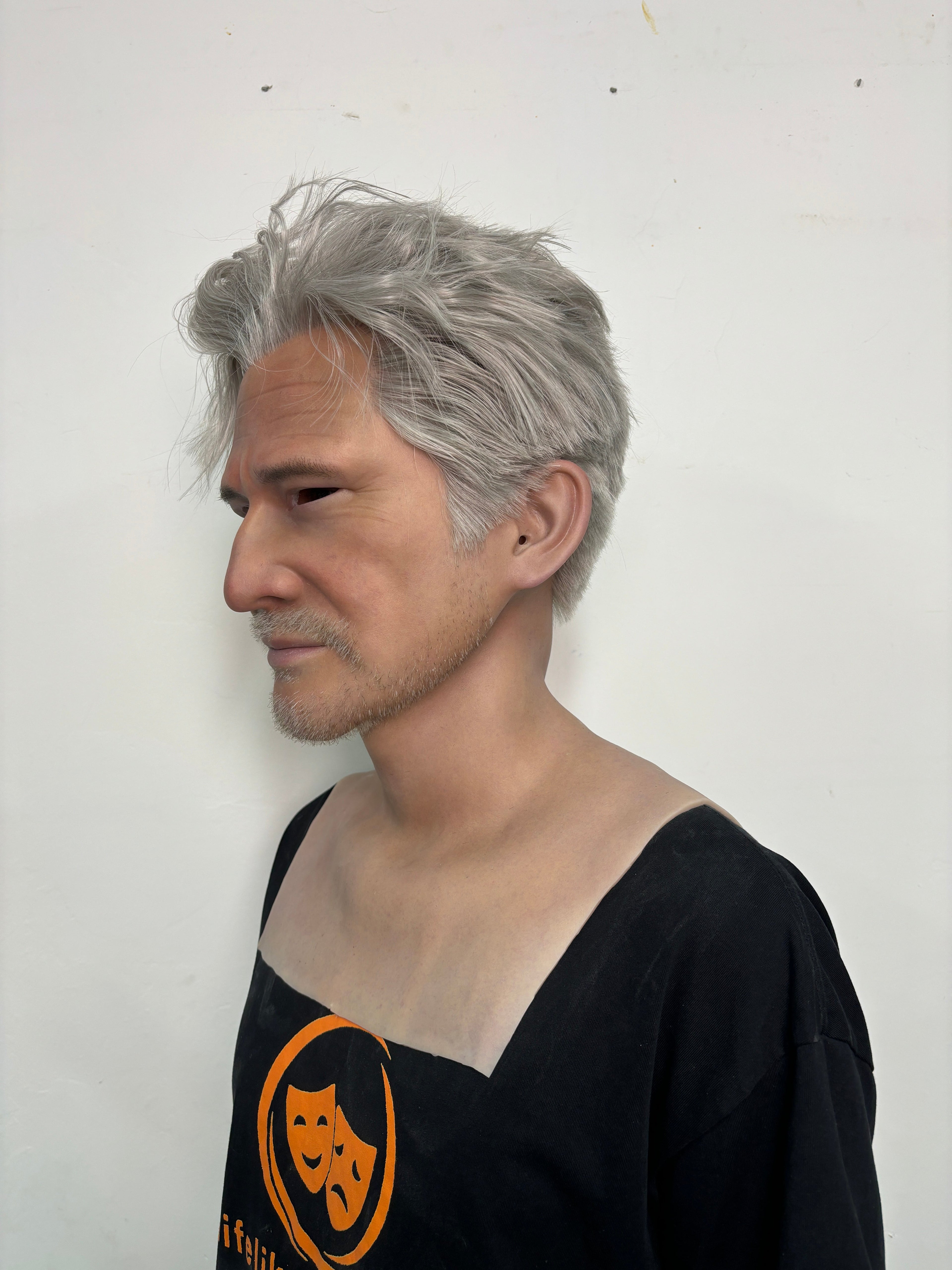 Ultra Realistic Elderly Male Silicone Mask Full Head – Friendly Old Man Mask with Hair for Cosplay, Film & Disguise
