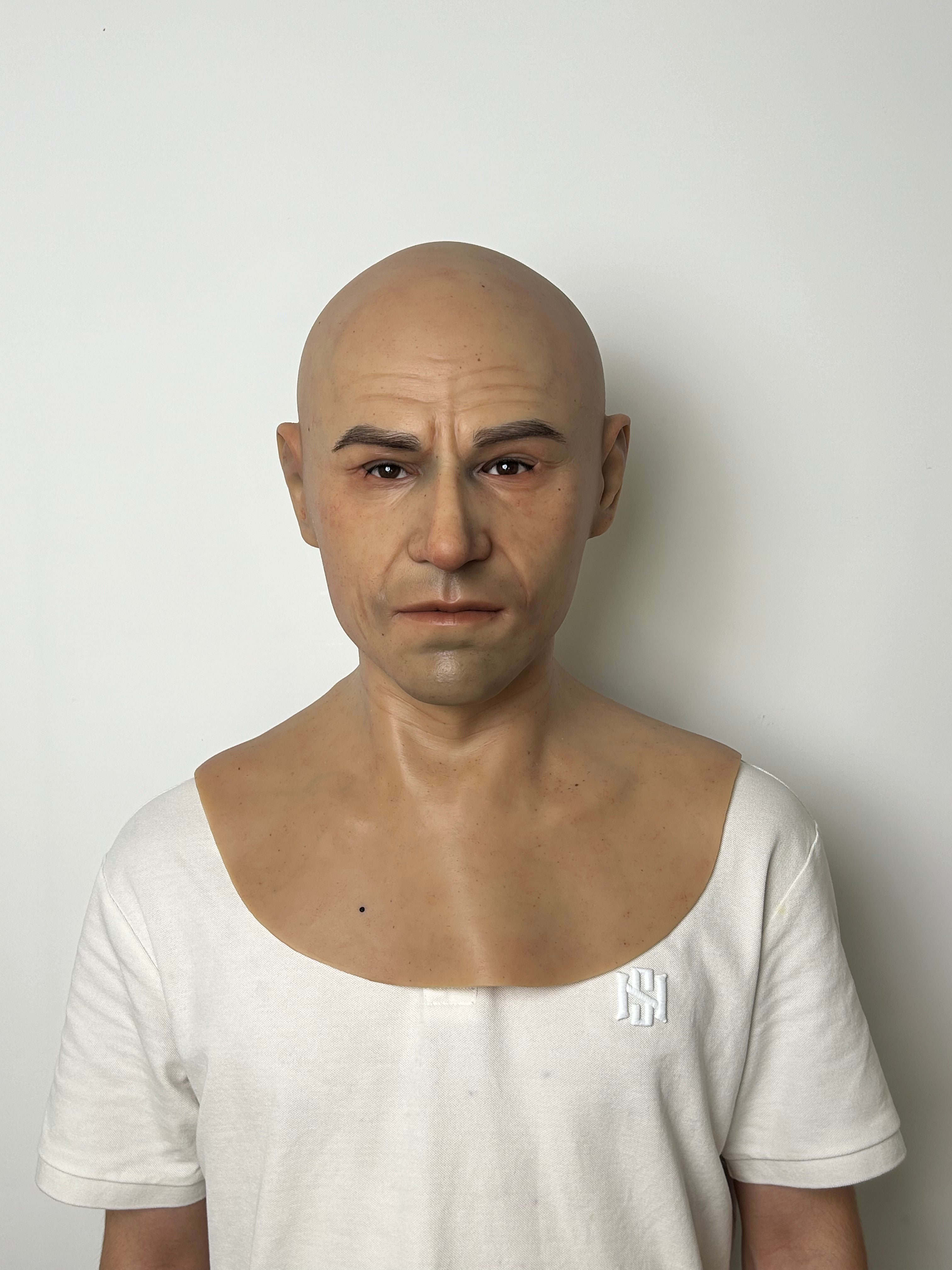 Ultra Realistic Silicone Mask Male – Natural Human Face Disguise for Social Experiments & Daily Use
