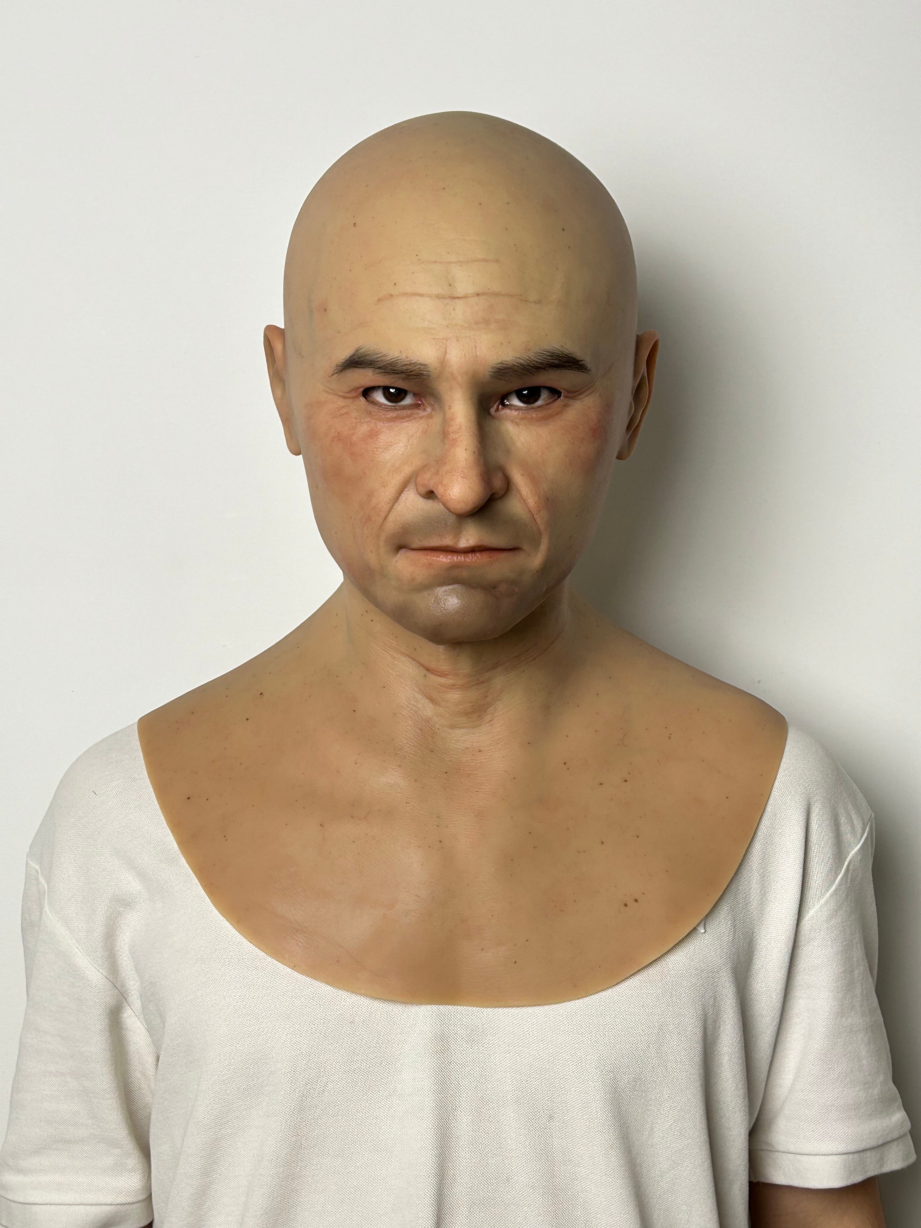 Ultra Realistic Bald Old Man Silicone Mask Full Head – Elderly Male Cosplay Mask for Film, Halloween & FX