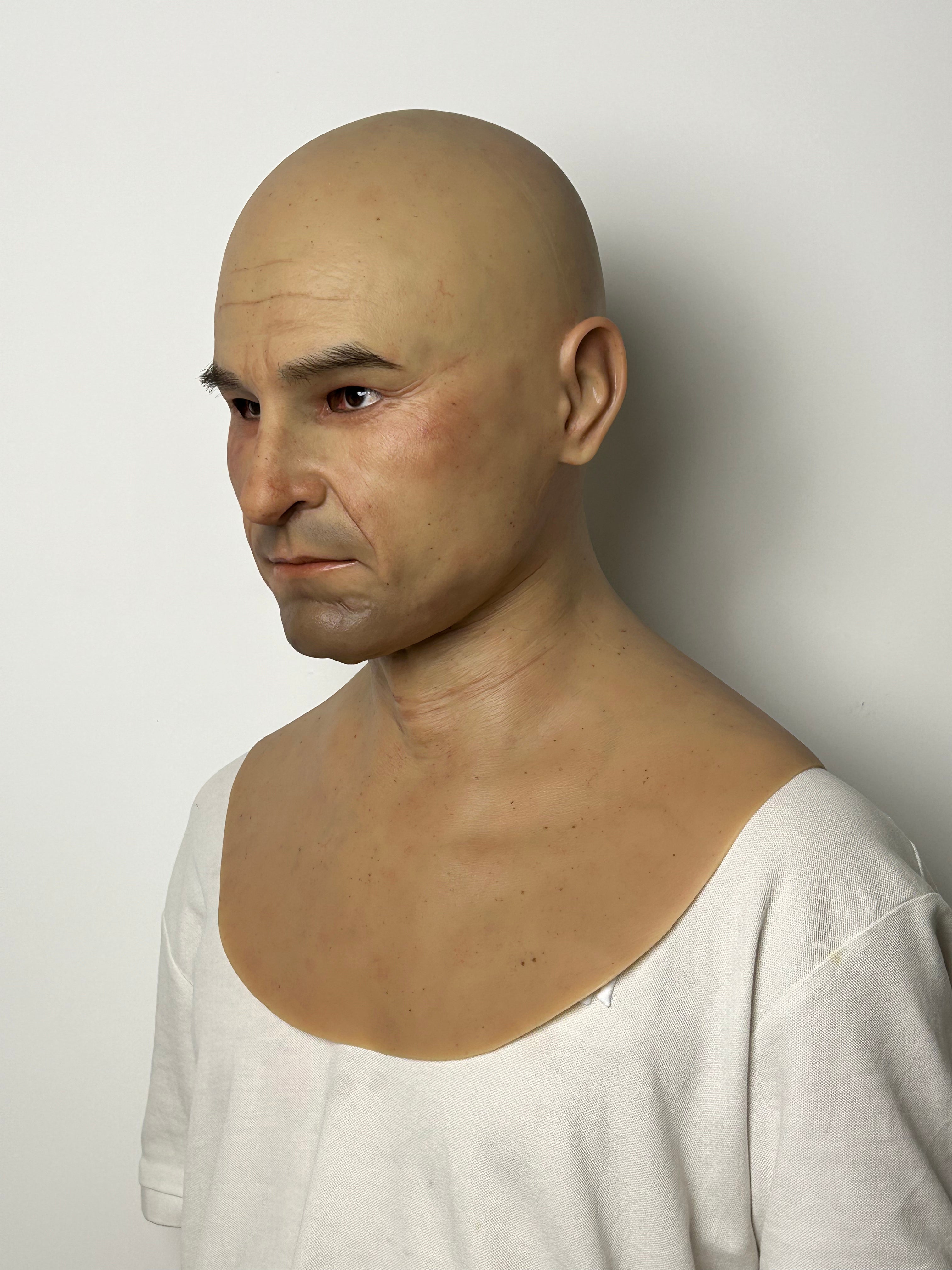 Ultra Realistic Bald Old Man Silicone Mask Full Head – Elderly Male Cosplay Mask for Film, Halloween & FX