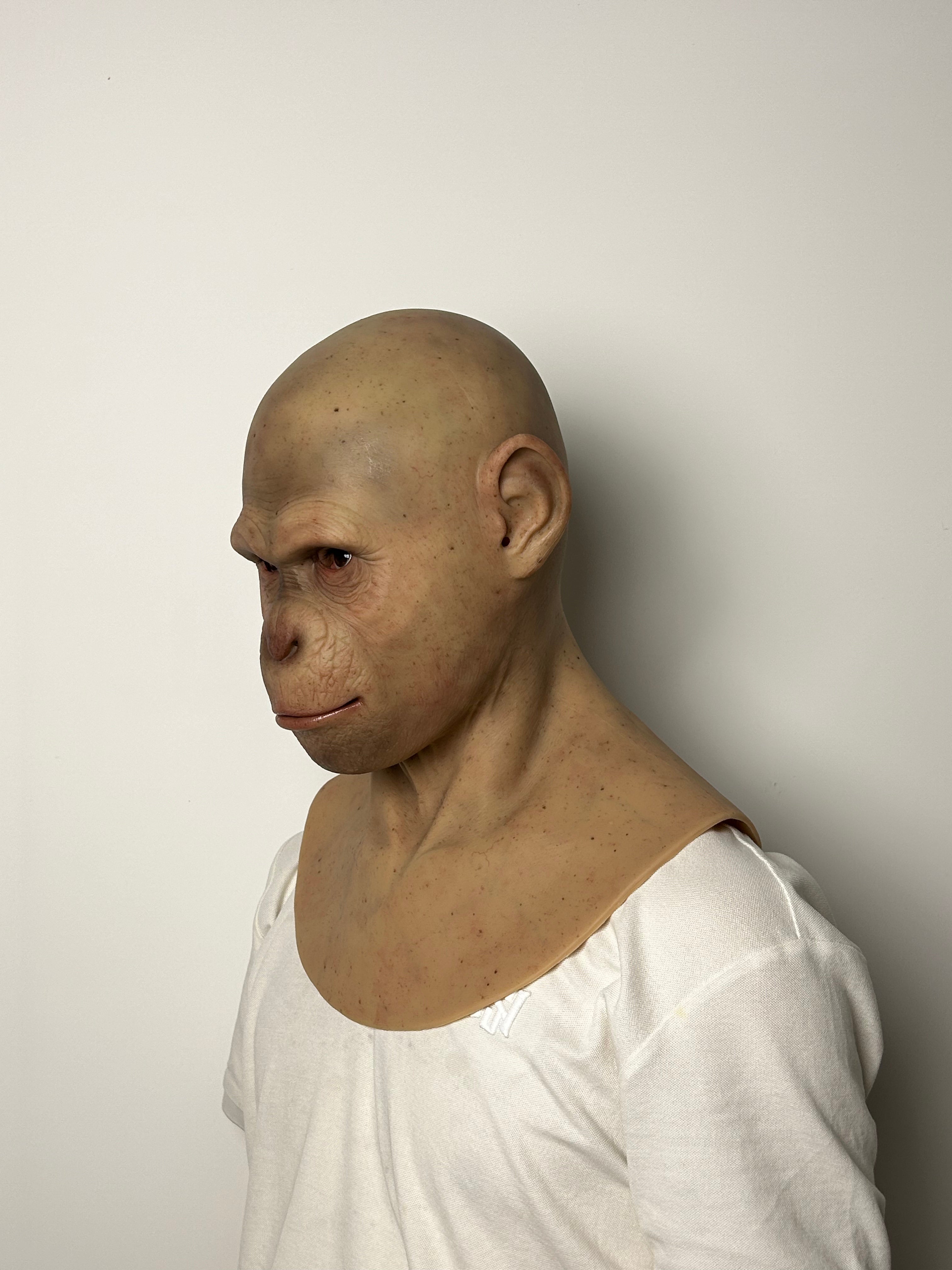 Ultra Realistic Primate Mask Full Head – Hyper Detailed Ape Silicone Mask for Cosplay, Film & Halloween