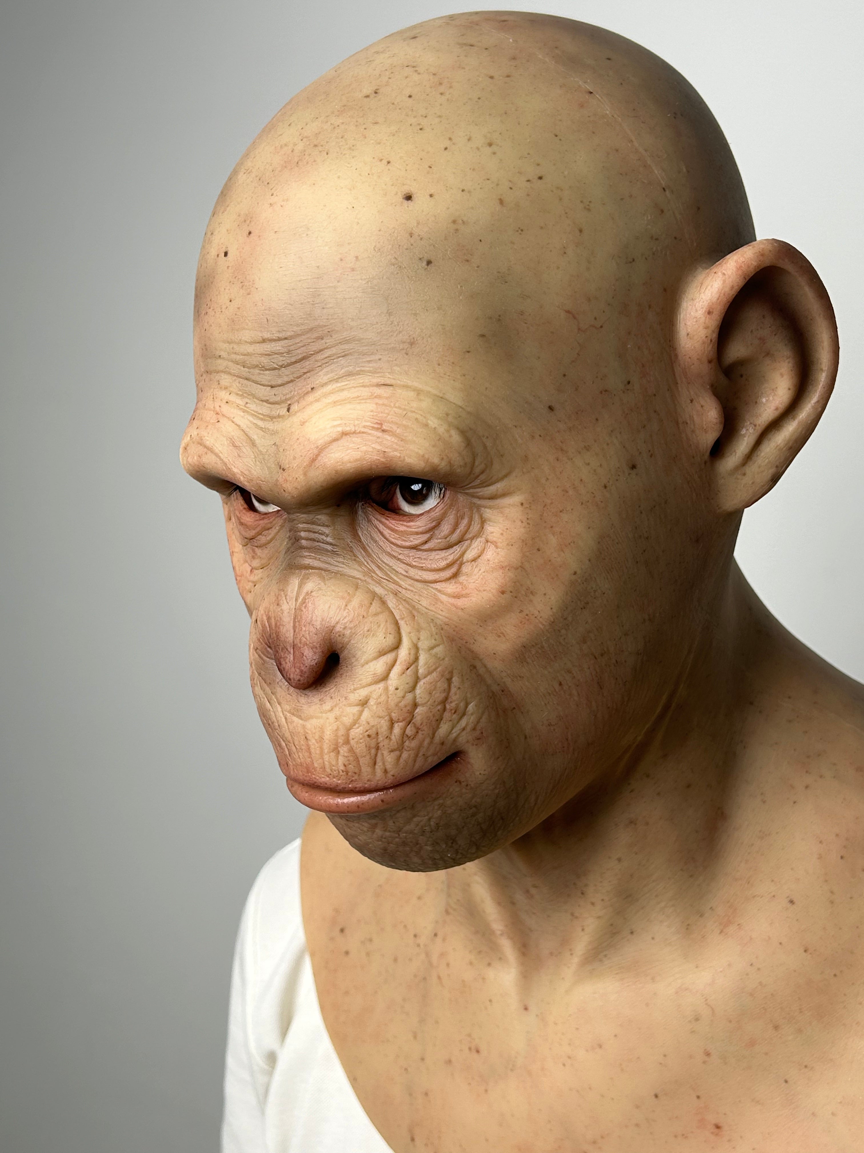 Ultra Realistic Primate Mask Full Head – Hyper Detailed Ape Silicone Mask for Cosplay, Film & Halloween