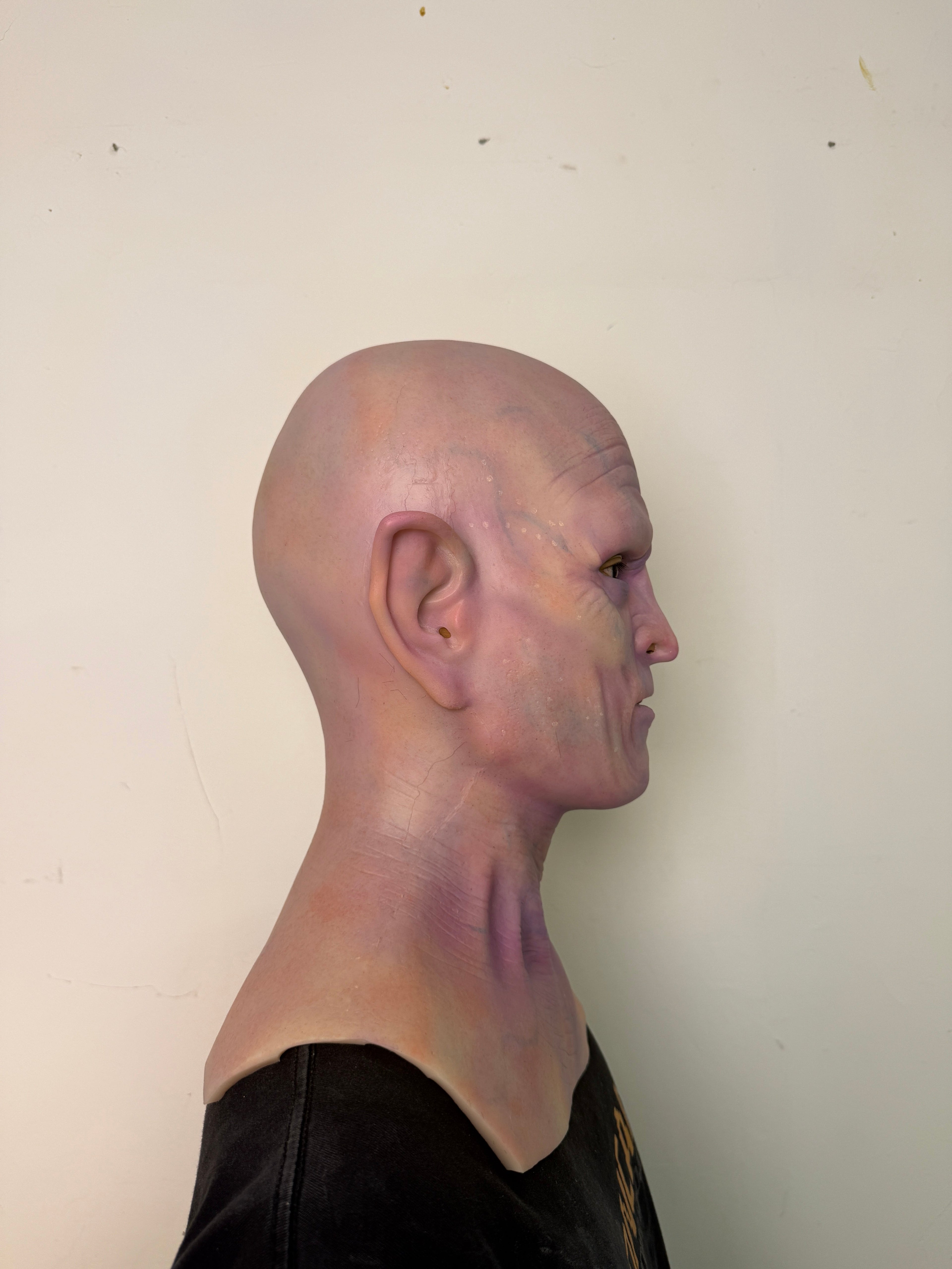 Ultra Realistic Alien Silicone Mask Full Head – Hyper Real Creature Mask for Cosplay, Film FX & Halloween