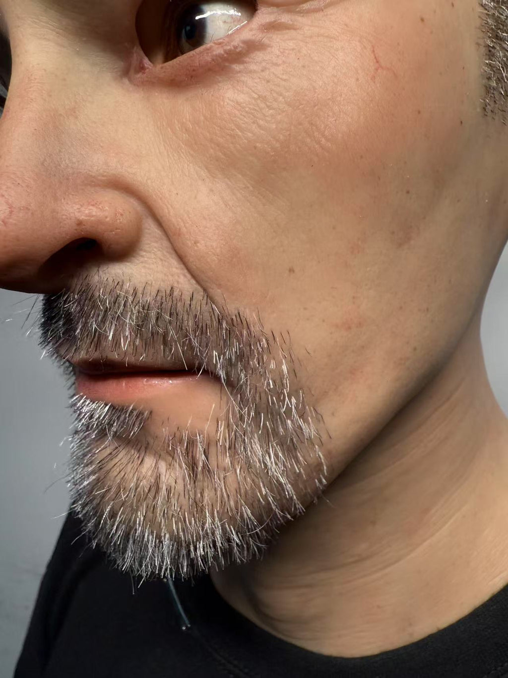 Ultra Realistic Male Silicone Mask Full Head – Hyper Real Middle-Aged Man Mask with Hair & Beard for Film, Cosplay & Disguise
