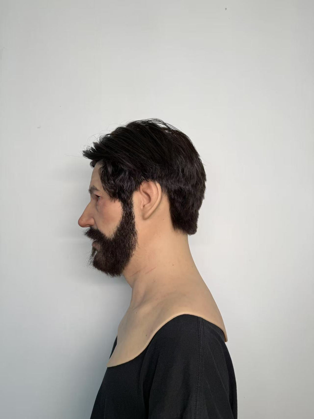 Ultra Realistic Silicone Mask with Hair & Beard – Natural Male Face Disguise for Film, Social Experiments & Content Creation