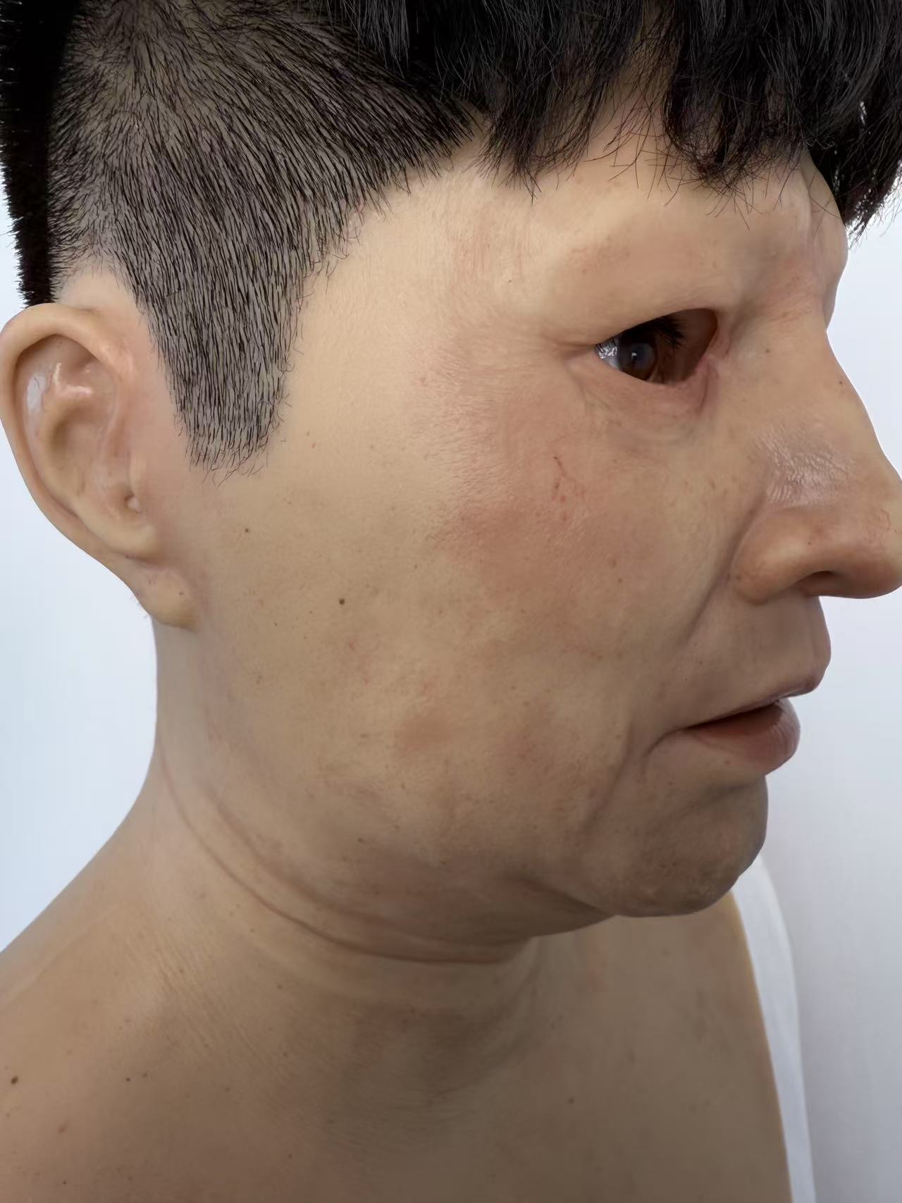Ultra Realistic Silicone Mask with Hair – Natural Middle-Aged Human Disguise Mask for Film & Social Experiments